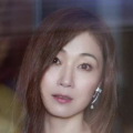 这种转变让角色从一个单纯的“吓人工具”变回了一个值得共情的悲剧人物。